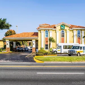 Gasthof Quality Airport - Cruise Port, Tampa